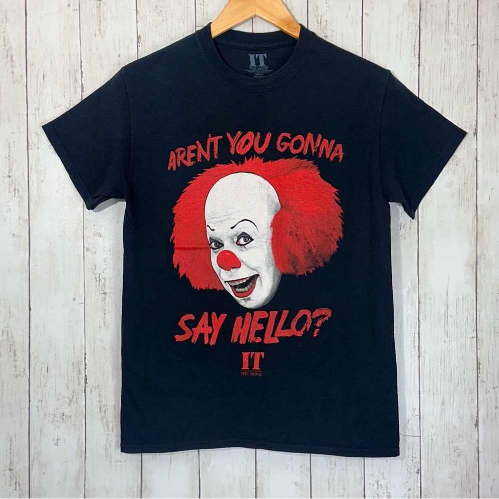Warner Bros IT The Movie Mens T-Shirts M Pennywise Aren't You Gonna Say Hello